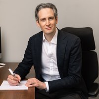 Dr Magnus Lynch